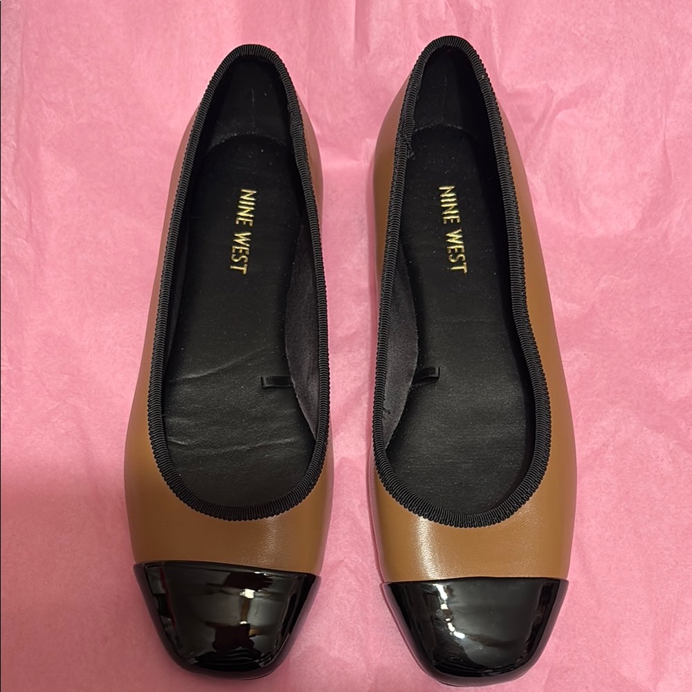 Nine West Women's Tan and Black Flats